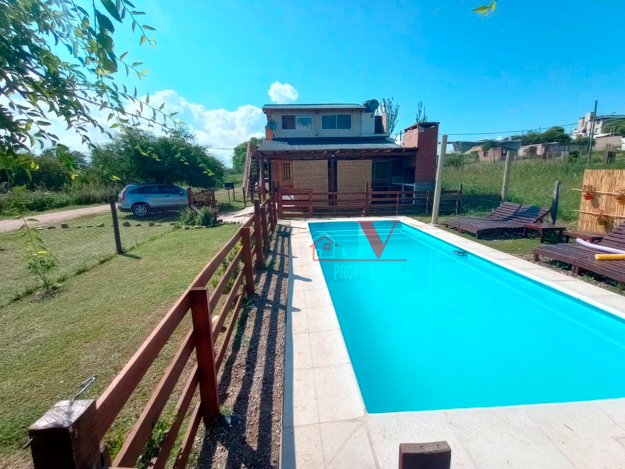 Complejo de 4 cabañas en venta Villa Rumipal