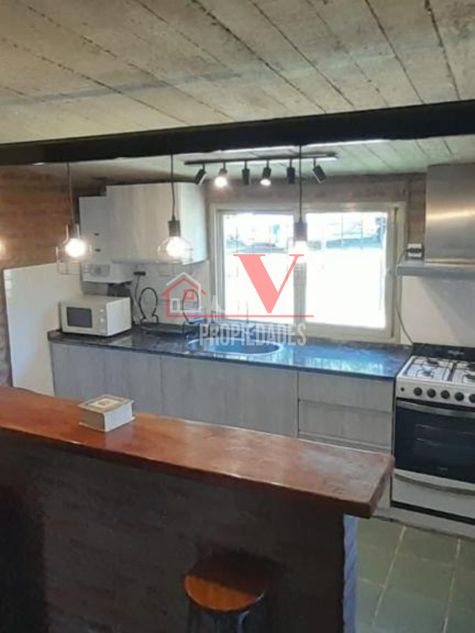 Casa en una de las mejores zonas de Villa del Dique a pasos del lago.