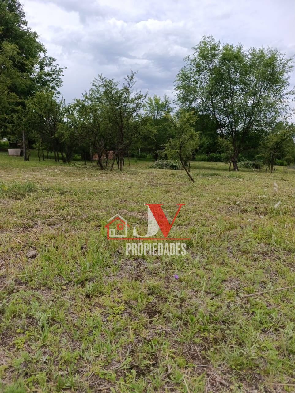 Lote A pasos del Río Amboy!!!